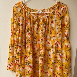 Light and flowy ultra feminine spring blouse